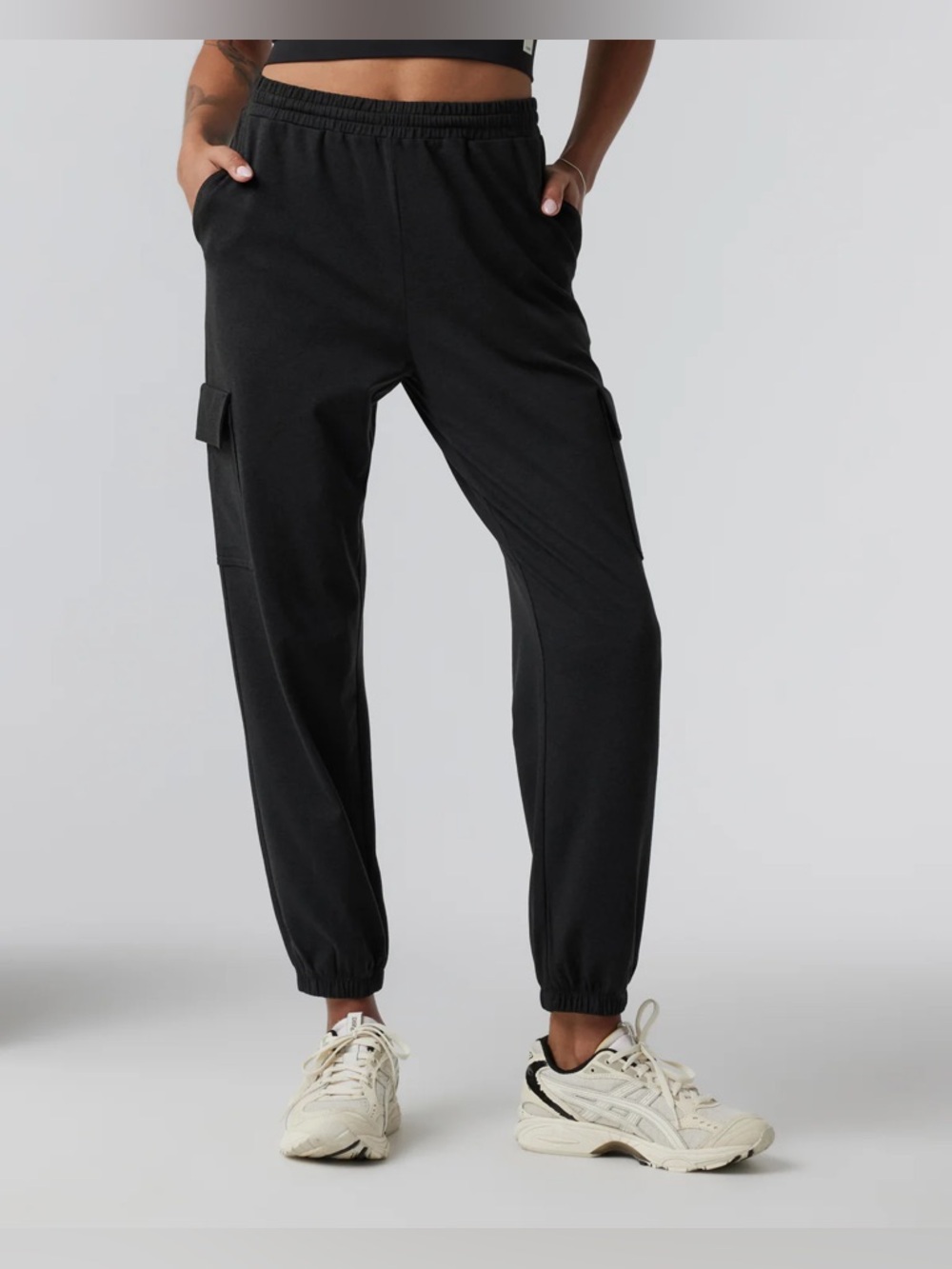 VUORI Boyfriend Cargo Sweatpant Jogger Loungewear Sweat Pants Size Medium